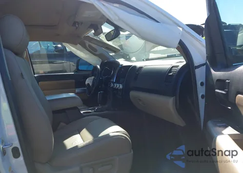 2018 Toyota Sequoia Sr5 from USA, damaged, VIN 5TDBY5G17JS163692